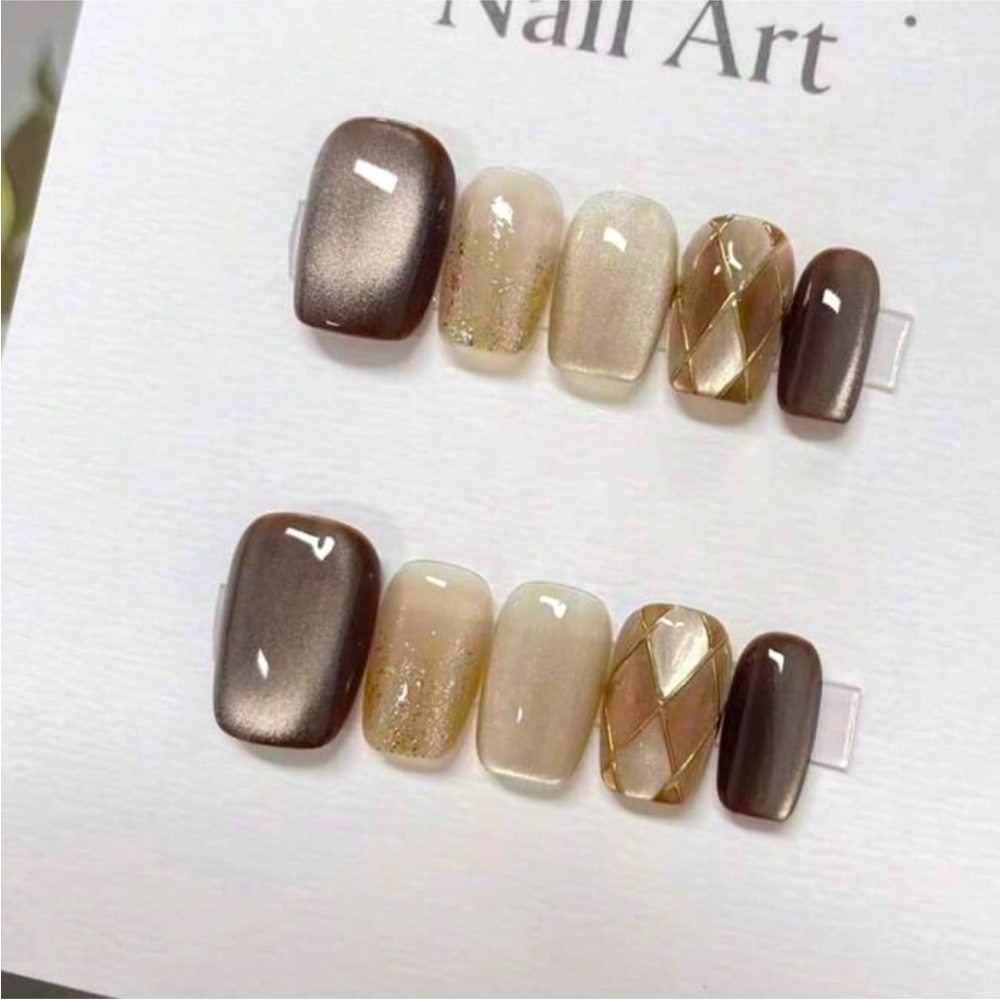 Chestnut Latte Cat-Eye Press-On Nail Set NEW 🏷️